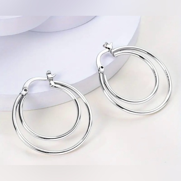 sassybritches Jewelry - Sterling Silver hoop earrings - simple minimalist beautiful